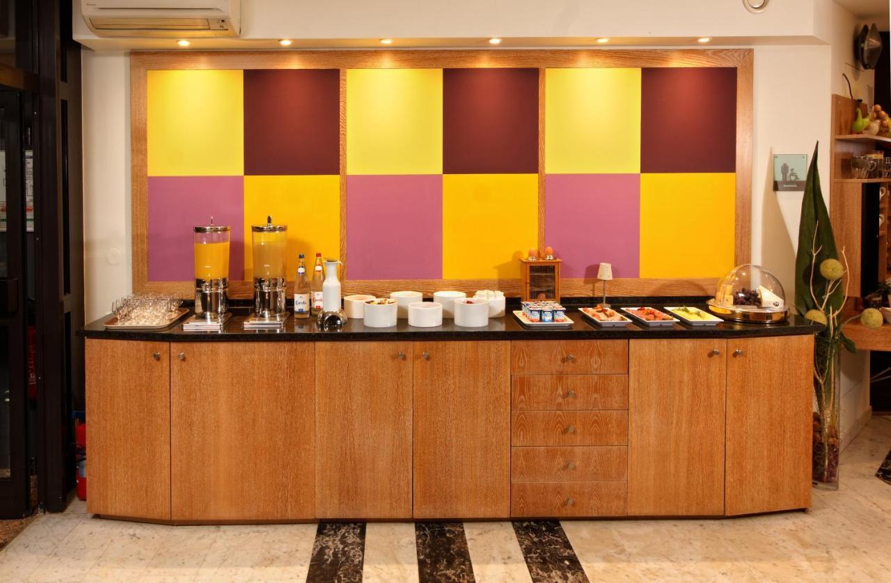 Restaurant Crystal Hotel 3*