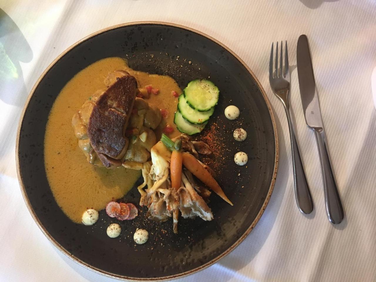 Restaurant Crystal Hotel 3*